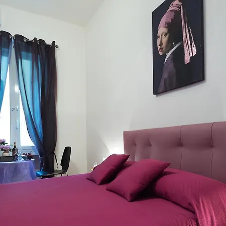 Vatican Art Place Bed & Breakfast 4*